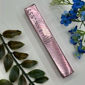 NWT Lawless Forget the Filler Definer Liner shade Rose Wood